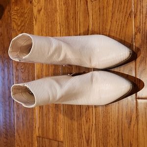 LulusxMatisse light pink bootie